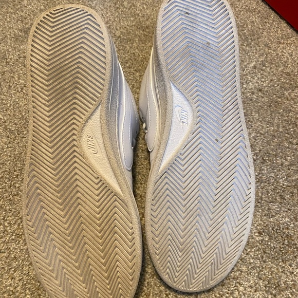 Worn once Nike Court Legacy 2 mids! - Picture 6 of 6
